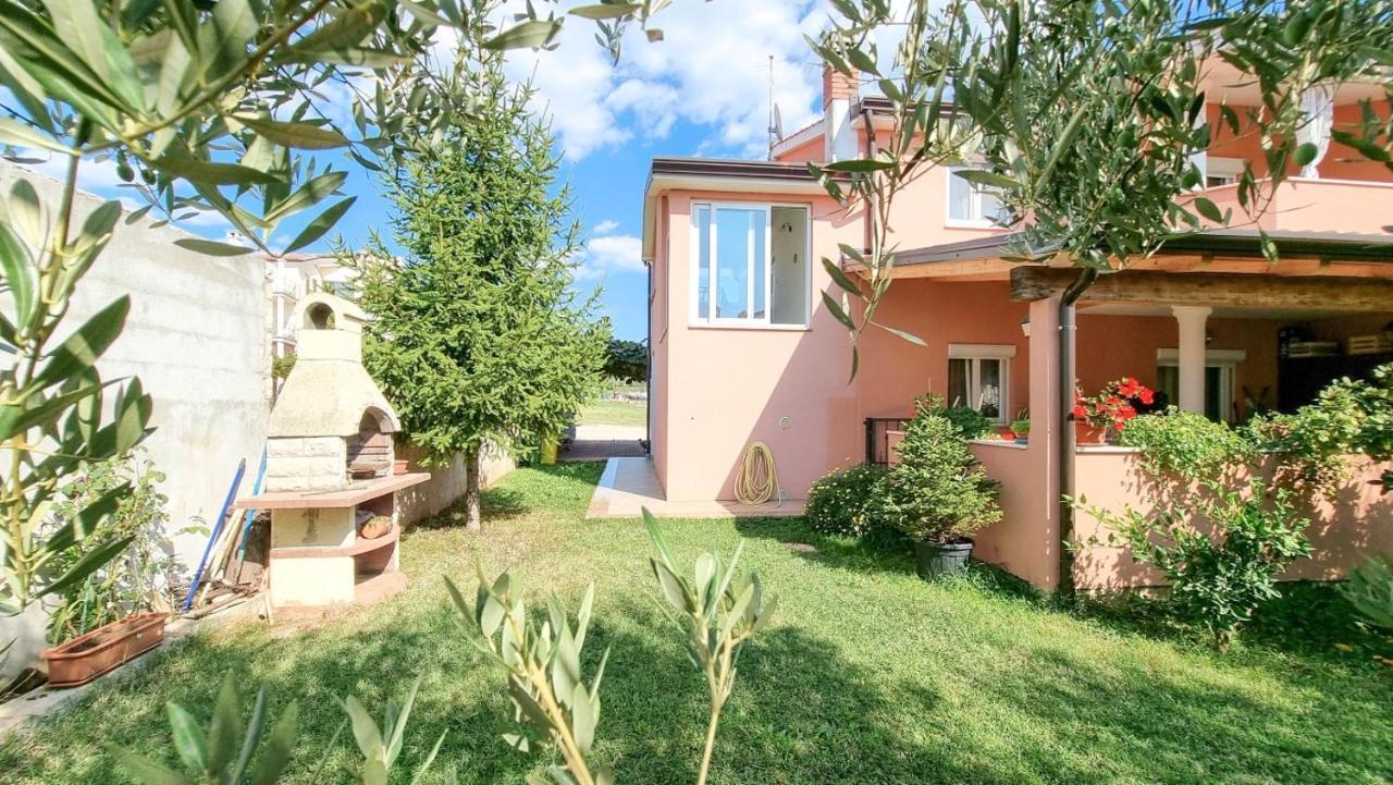 Apartamento Stelia Novigrad Istria Exterior foto